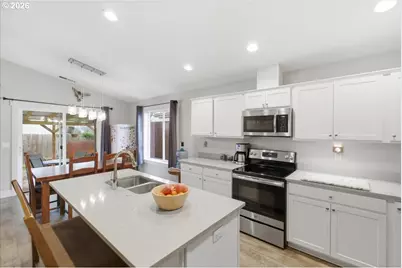 806 Wassom St, Lebanon, OR 97355 - Photo 9