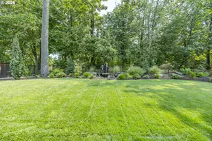 1822 John Day Dr, Eugene, OR 97408 - Photo 35