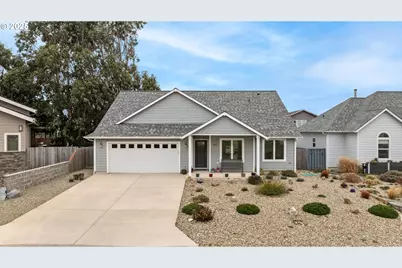822 Spyglass Dr, Bandon, OR 97411 - Photo 1