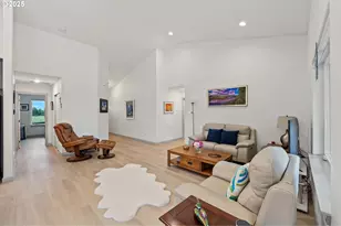 822 Spyglass Dr, Bandon, OR 97411 - Photo 11