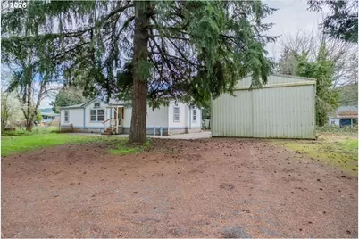 905 Mountain View Rd, Sweet Home, OR 97386 - Photo 3