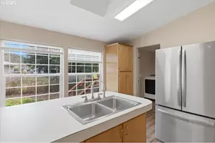 905 Mountain View Rd, Sweet Home, OR 97386 - Photo 13