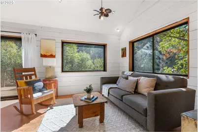 183 Condit Dr, White Salmon, WA 98672 - Photo 7