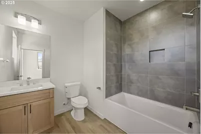 5860 N Missouri Ave, Portland, OR 97217 - Photo 13