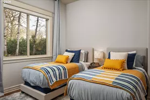 24300 NE Dayton Ave, Newberg, OR 97132 - Photo 17