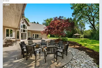 24300 NE Dayton Ave, Newberg, OR 97132 - Photo 39