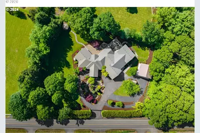 24300 NE Dayton Ave, Newberg, OR 97132 - Photo 47