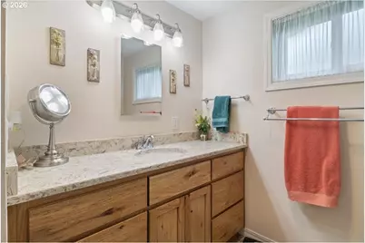1240 39th Ave SW, Albany, OR 97321 - Photo 19