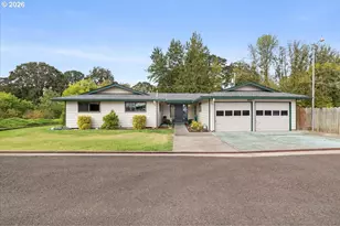 1240 39th Ave SW, Albany, OR 97321 - Photo 1