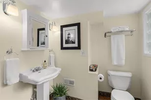 762 Lake Forest Dr, Lake Oswego, OR 97034 - Photo 21