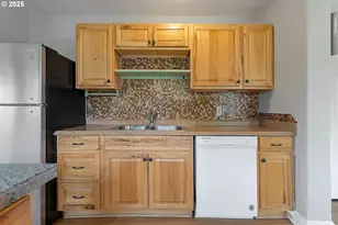 1106 Emerson Dr, The Dalles, OR 97058 - Photo 29