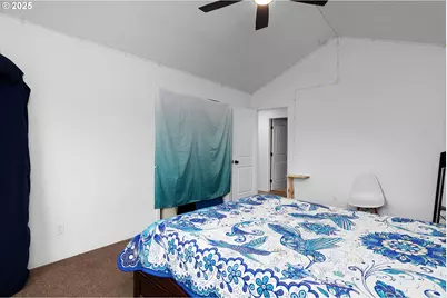 860 NE Ventura St, Roseburg, OR 97470 - Photo 27