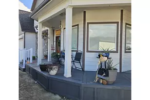 860 NE Ventura St, Roseburg, OR 97470 - Photo 3