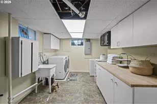 1304 NE 51st Ave, Portland, OR 97213 - Photo 19