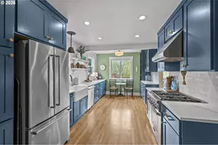 1304 NE 51st Ave, Portland, OR 97213 - Photo 9