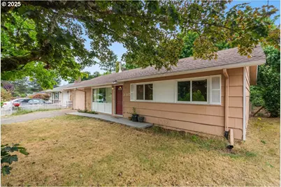 3317 SE 112th Ave, Portland, OR 97266 - Photo 3