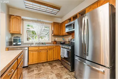 3317 SE 112th Ave, Portland, OR 97266 - Photo 15