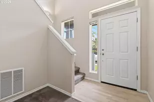 1661 SW Wright Pl, Troutdale, OR 97060 - Photo 11