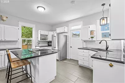 16287 Jada Way, Oregon City, OR 97045 - Photo 9