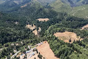 4215 Mt Reuben Rd, Glendale, OR 97442 - Photo 37