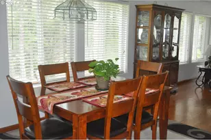 4215 Mt Reuben Rd, Glendale, OR 97442 - Photo 11