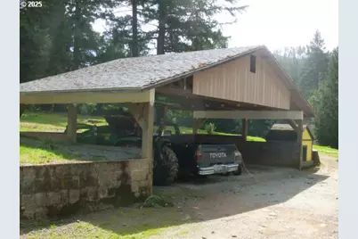 4215 Mount Reuben Rd, Glendale, OR 97442 - Photo 27
