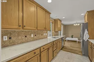 1448 SE 148th Ave, Portland, OR 97233 - Photo 5