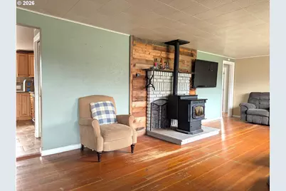 76232 Beech St, Oakridge, OR 97463 - Photo 11
