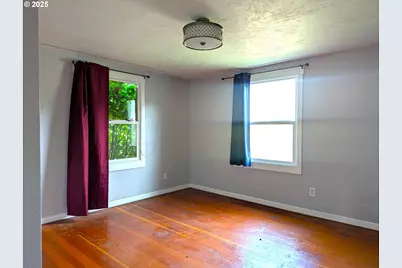 76232 Beech St, Oakridge, OR 97463 - Photo 9