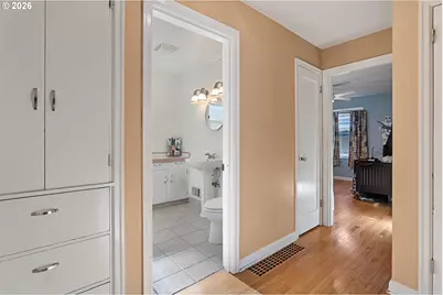 10 N Buffalo St, Portland, OR 97217 - Photo 17