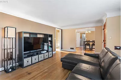 10 N Buffalo St, Portland, OR 97217 - Photo 9