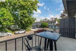 1827 NE Multnomah St, Portland, OR 97232 - Photo 23