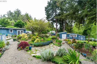 70214 Lakewood Rd, North Bend, OR 97459 - Photo 37