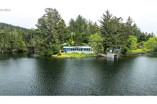 70214 Lakewood Rd, North Bend, OR 97459 - Photo 7