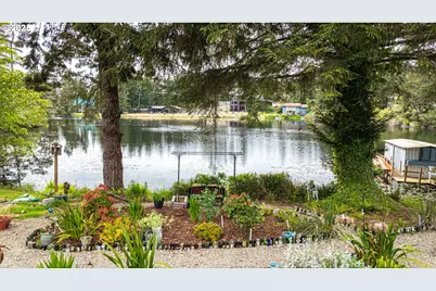 70214 Lakewood Rd, North Bend, OR 97459 - Photo 43