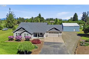 28003 Green Oaks Dr, Eugene, OR 97402 - Photo 3