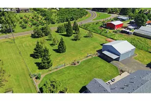 28003 Green Oaks Dr, Eugene, OR 97402 - Photo 41