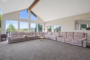 14330 SE Donatello Loop, Happy Valley, OR 97086 - Photo 3