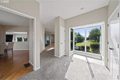 14330 SE Donatello Loop, Happy Valley, OR 97086 - Photo 9