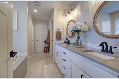 3947 SW Brixton Ave, Gresham, OR 97080 - Photo 29