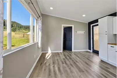 37071 Wallace Creek Rd, Springfield, OR 97478 - Photo 31