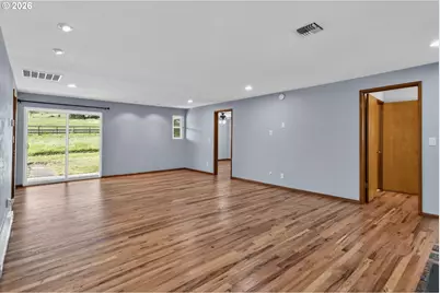 37071 Wallace Creek Rd, Springfield, OR 97478 - Photo 3