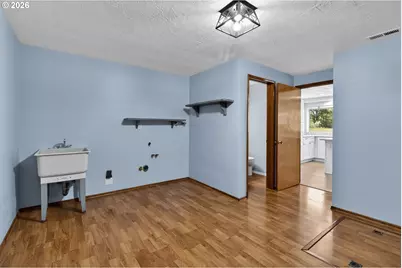 37071 Wallace Creek Rd, Springfield, OR 97478 - Photo 19