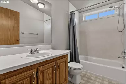 37071 Wallace Creek Rd, Springfield, OR 97478 - Photo 43
