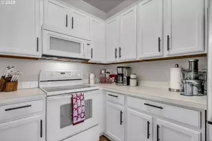 7216 SW Manor Way, Beaverton, OR 97078 - Photo 15