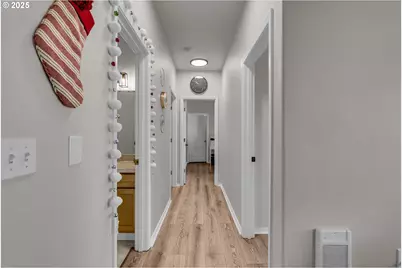 7216 SW Manor Way #F, Beaverton, OR 97078 - Photo 17