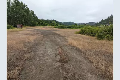 436 Quarry Rd, Roseburg, OR 97470 - Photo 5