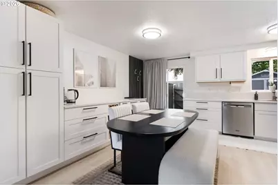 1255 NW Trail Ave #5, Portland, OR 97229 - Photo 9
