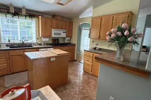 2490 Blue Boy Ln, Eugene, OR 97404 - Photo 17