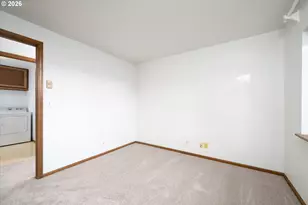 1927 Lake Isle Dr, Eugene, OR 97401 - Photo 23